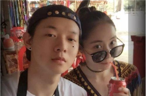 最新娱乐圈吃瓜事件,明星恋情曝光,幕后真相令人震惊